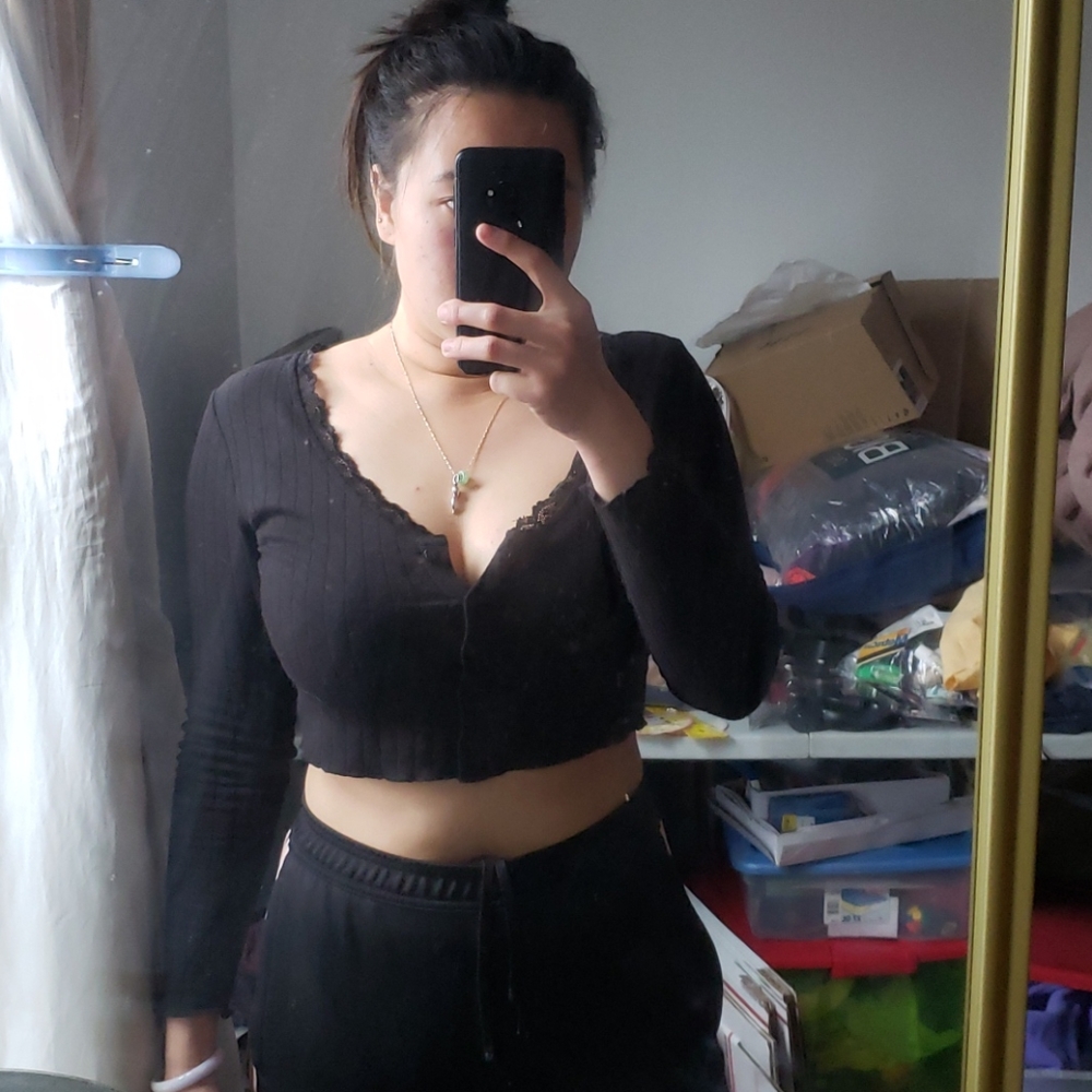 F21 button up lace black crop top